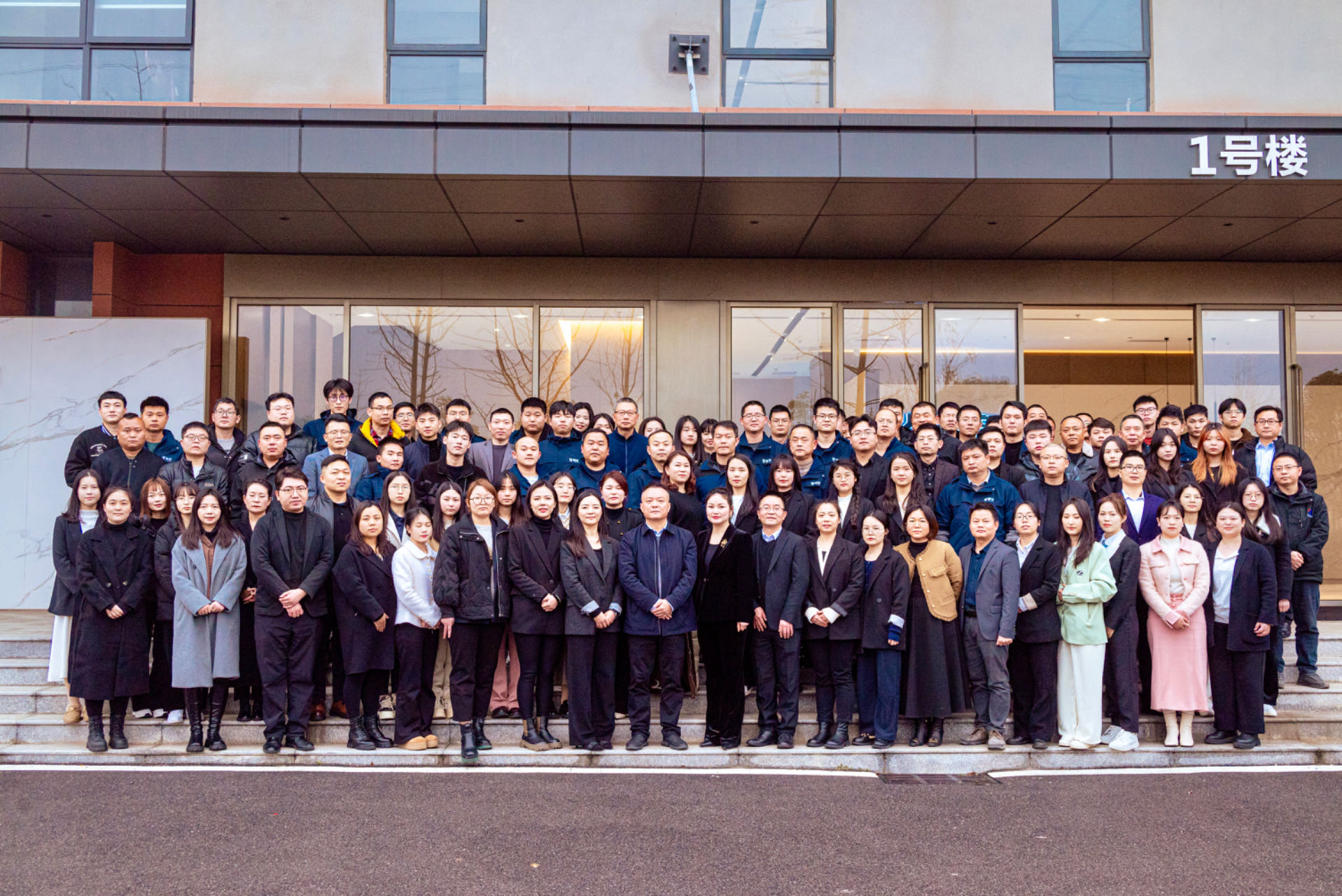 1710831536898379.jpg 1b4afddc8e1ae79d2c30e1dcc8bdc38.jpg